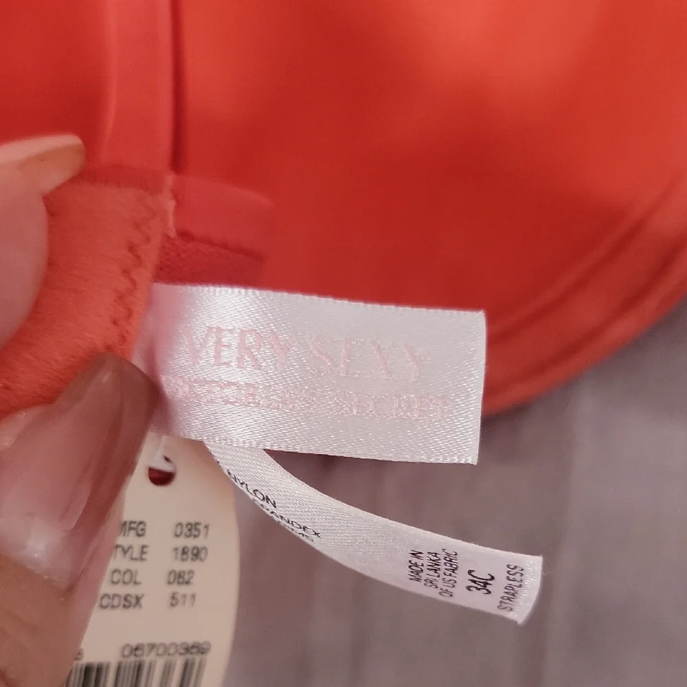 Victoria's Secret Vibrant Coral and Red Bra 32C - Picture 7 of 8